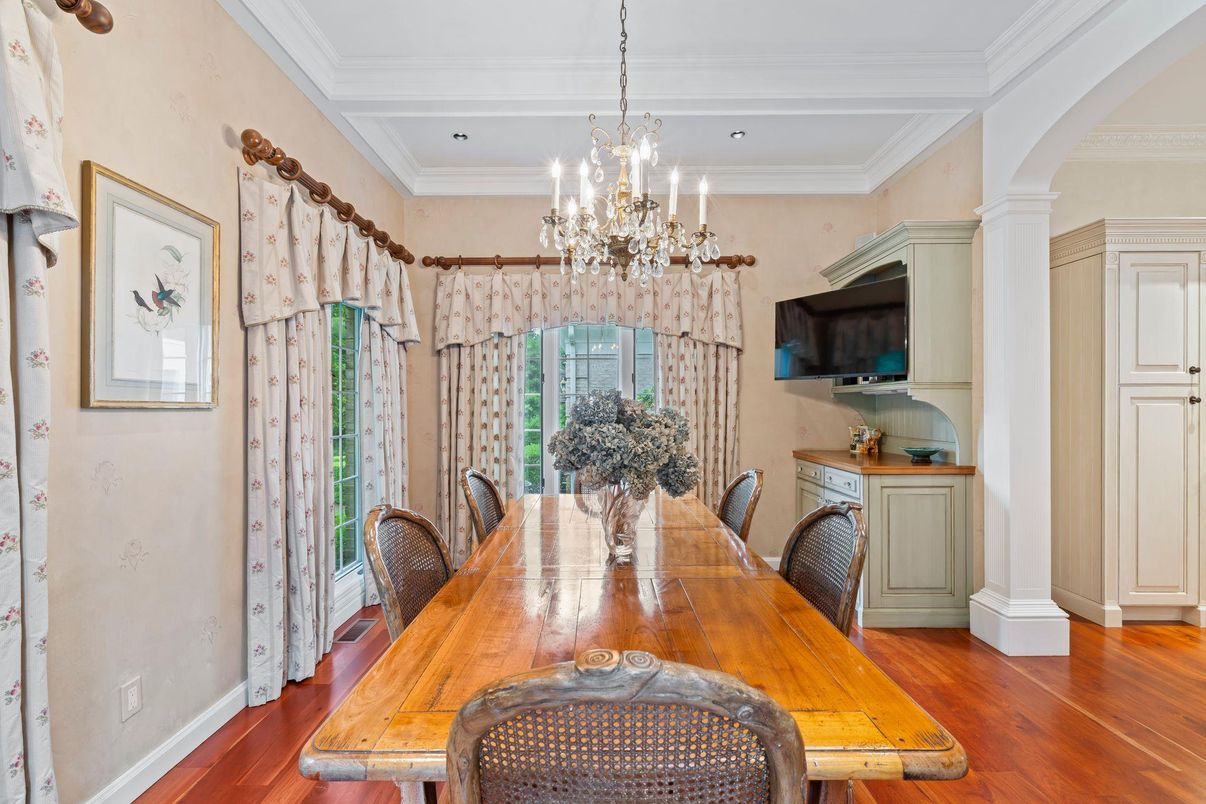 Chandelier, Dining room, Interior, Wood Texture Flooring