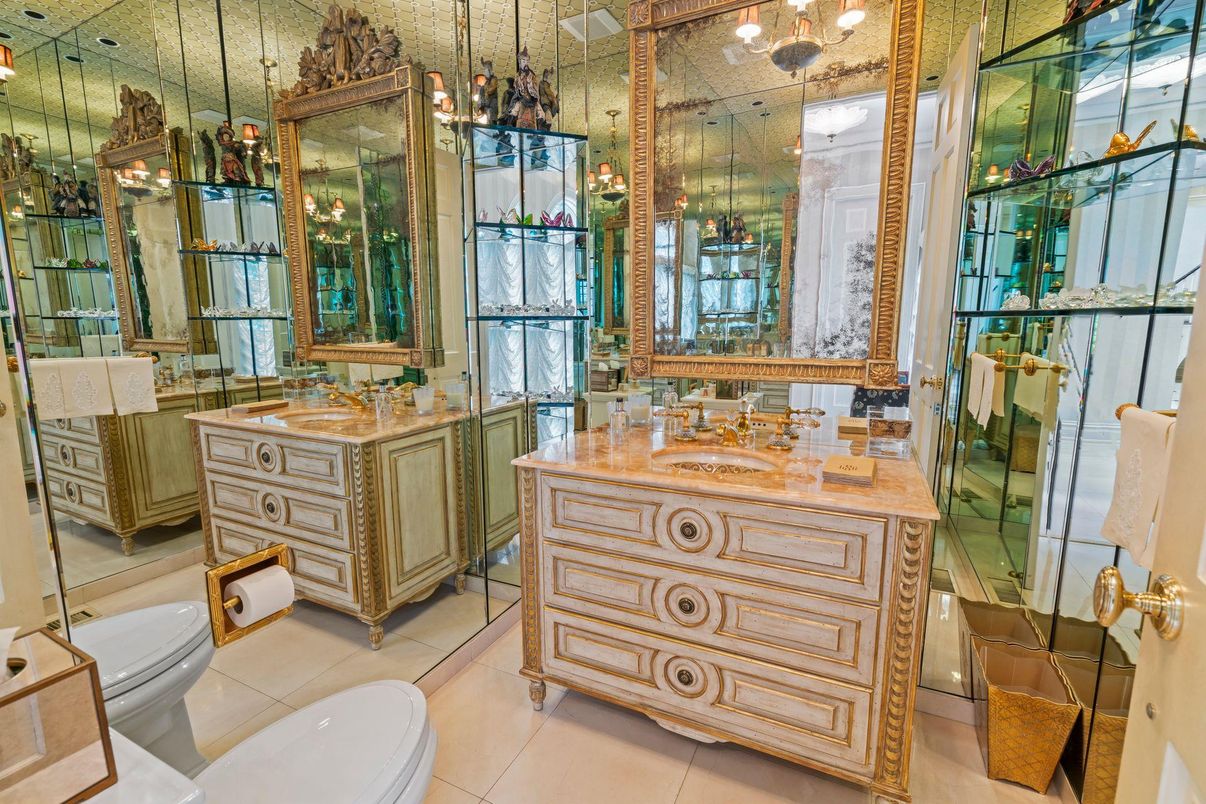 Bathroom, Dual Sink Vanities, Glass Shower, Interior