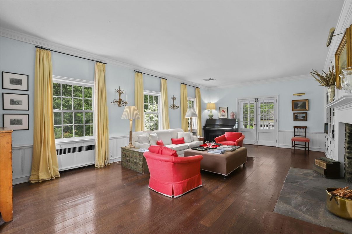 Fireplace, Interior, Living room, Piano, Wood Texture Flooring