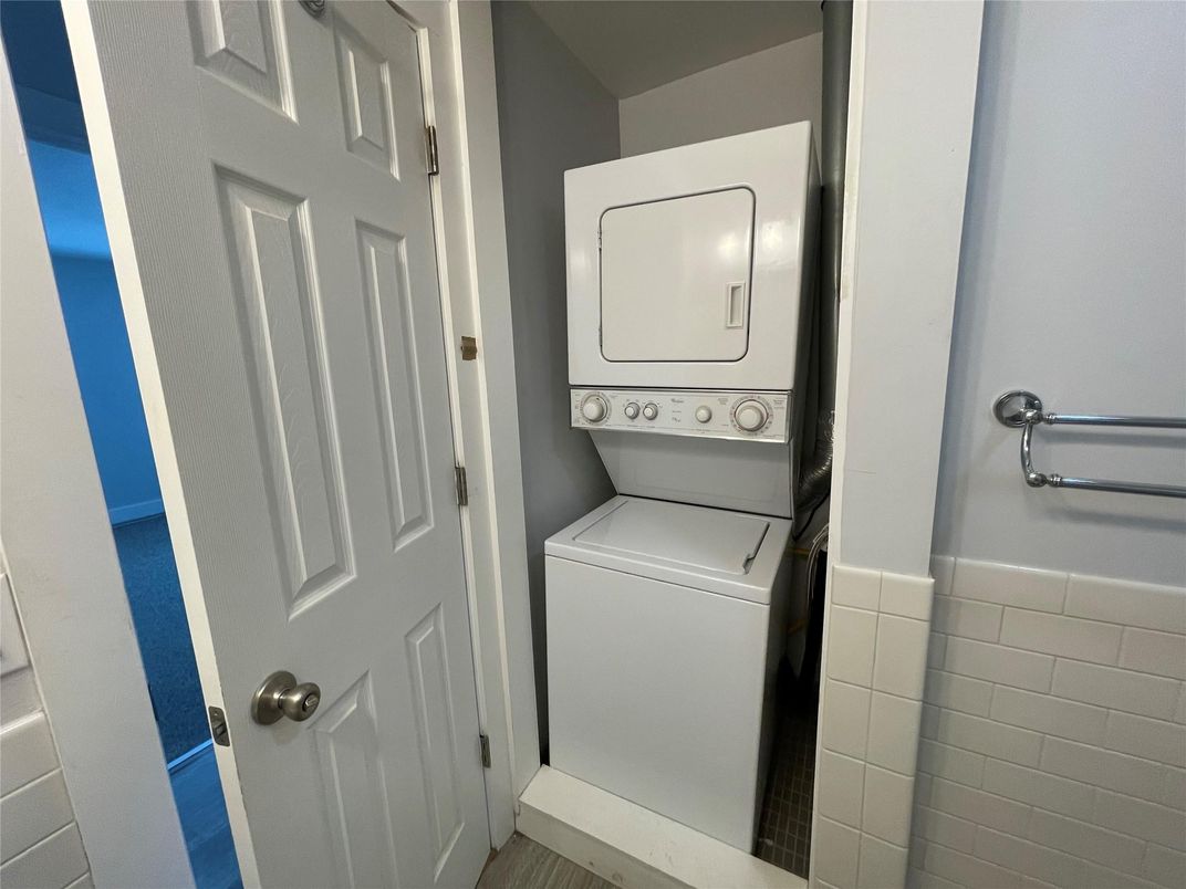 Interior, Utility Closets, Washer