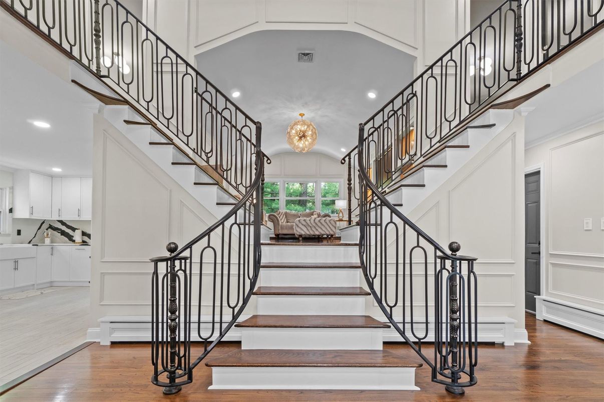 Chandelier, Interior, Recessed Lighting, Wood Texture Flooring