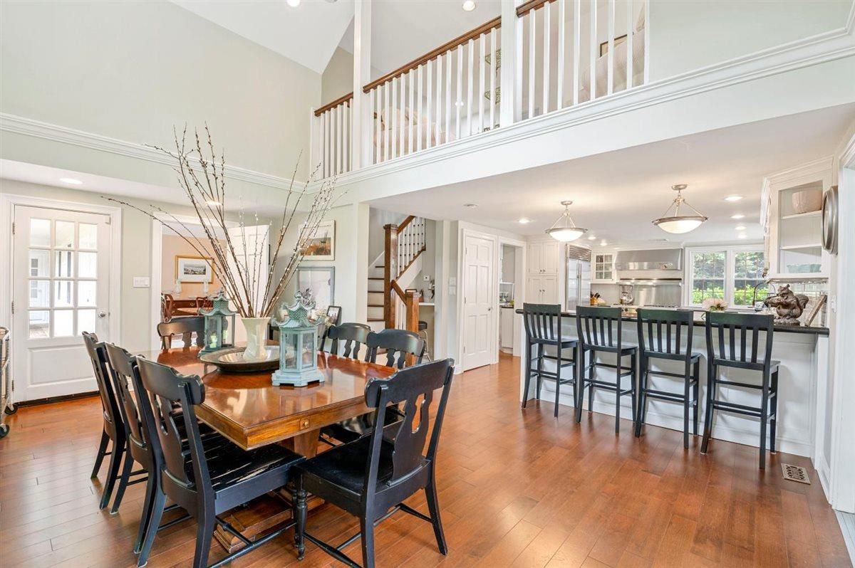 Dining room, Interior, Kitchen, Pendant Lights, Recessed Lighting, Wood Texture Flooring