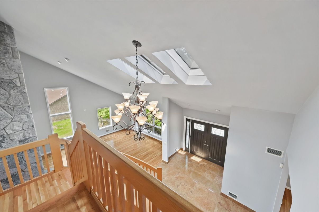 Chandelier, Interior, Recessed Lighting, Wood Texture Flooring