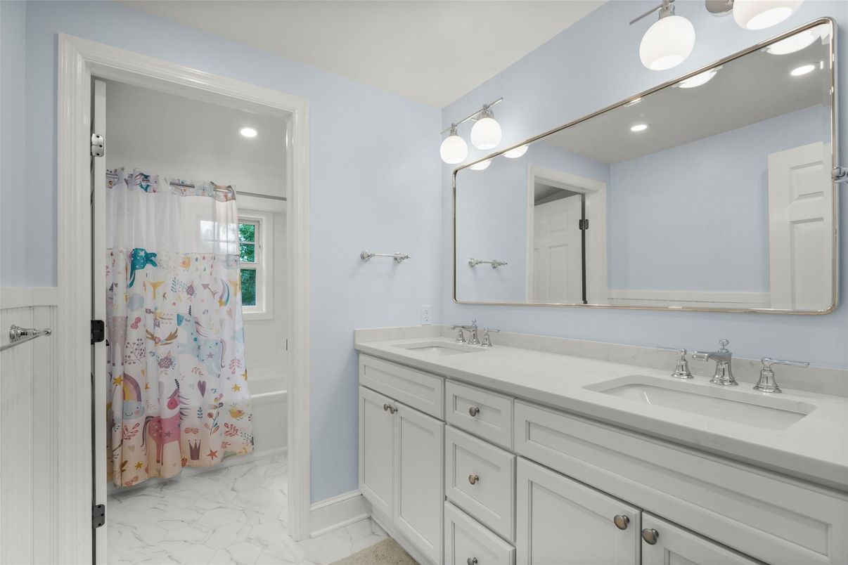 Bathroom, Dual Sink Vanities, Interior, Marble, Recessed Lighting
