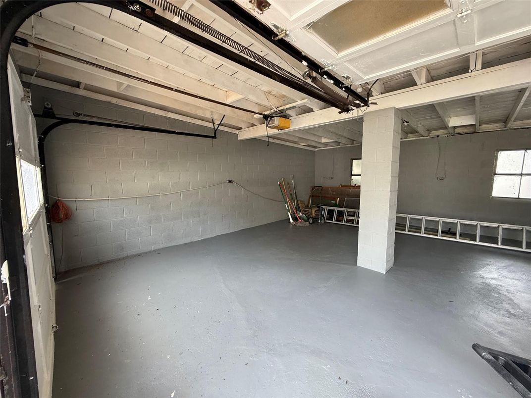 Garage, Interior