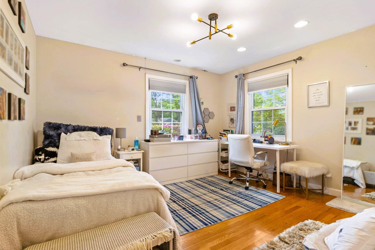 Bedroom, Home Office, Interior, Recessed Lighting, Wood Texture Flooring
