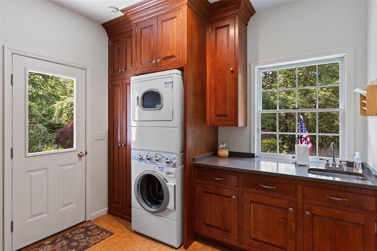 Interior, Utility Closets, Washer