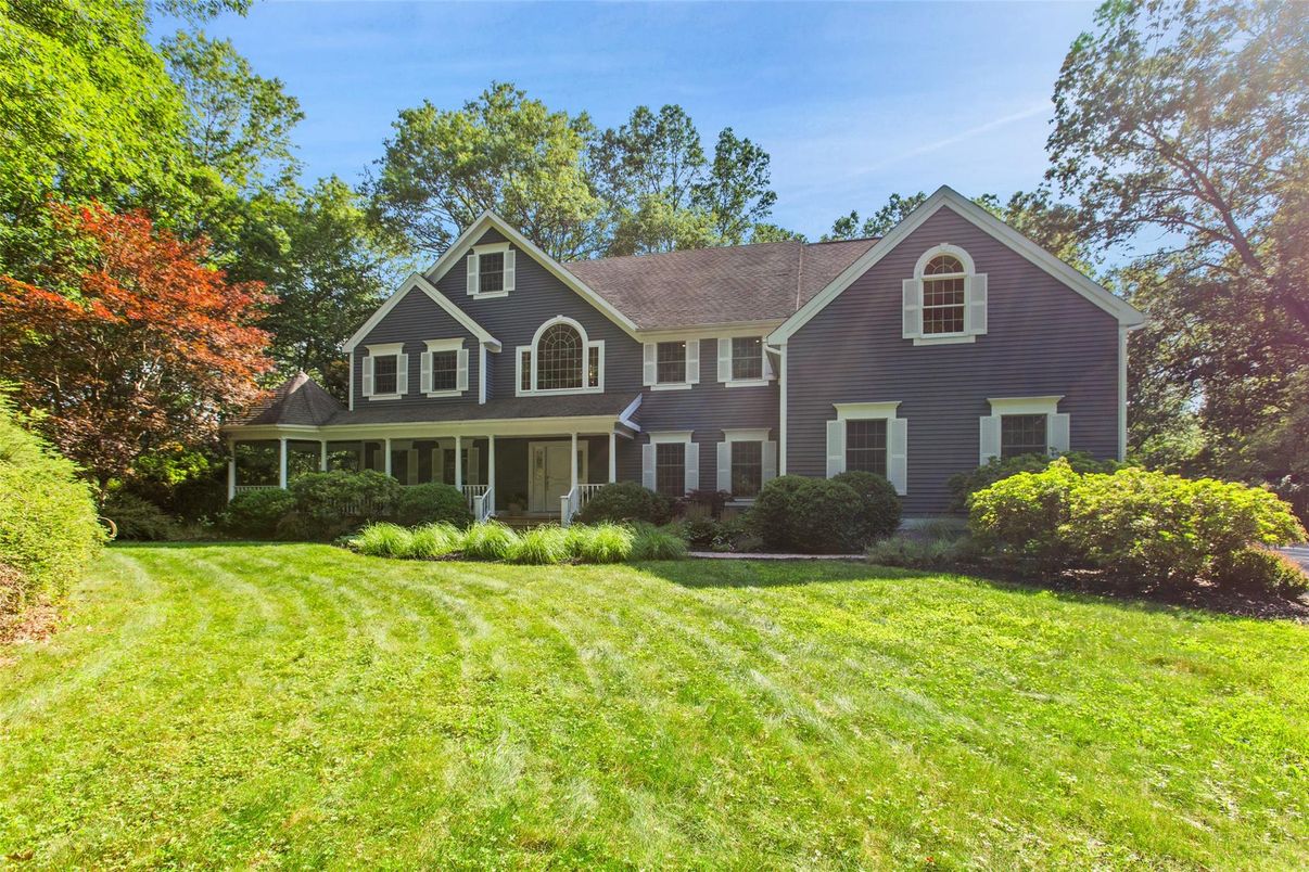 Backyard, Exterior, Facade, Farmhouse