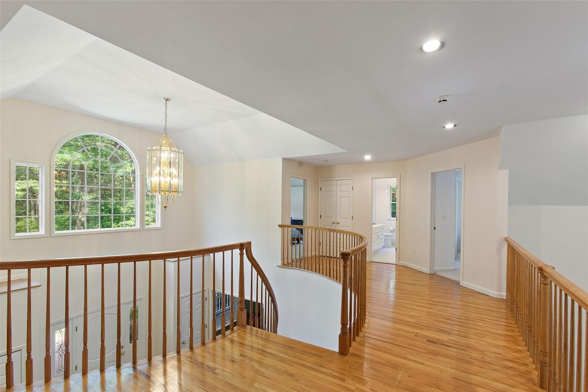 Chandelier, Interior, Recessed Lighting, Wood Texture Flooring