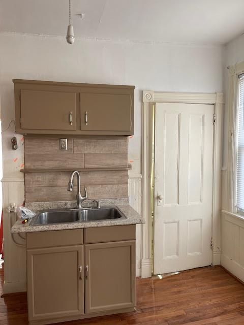 Interior, Kitchen, Wood Texture Flooring
