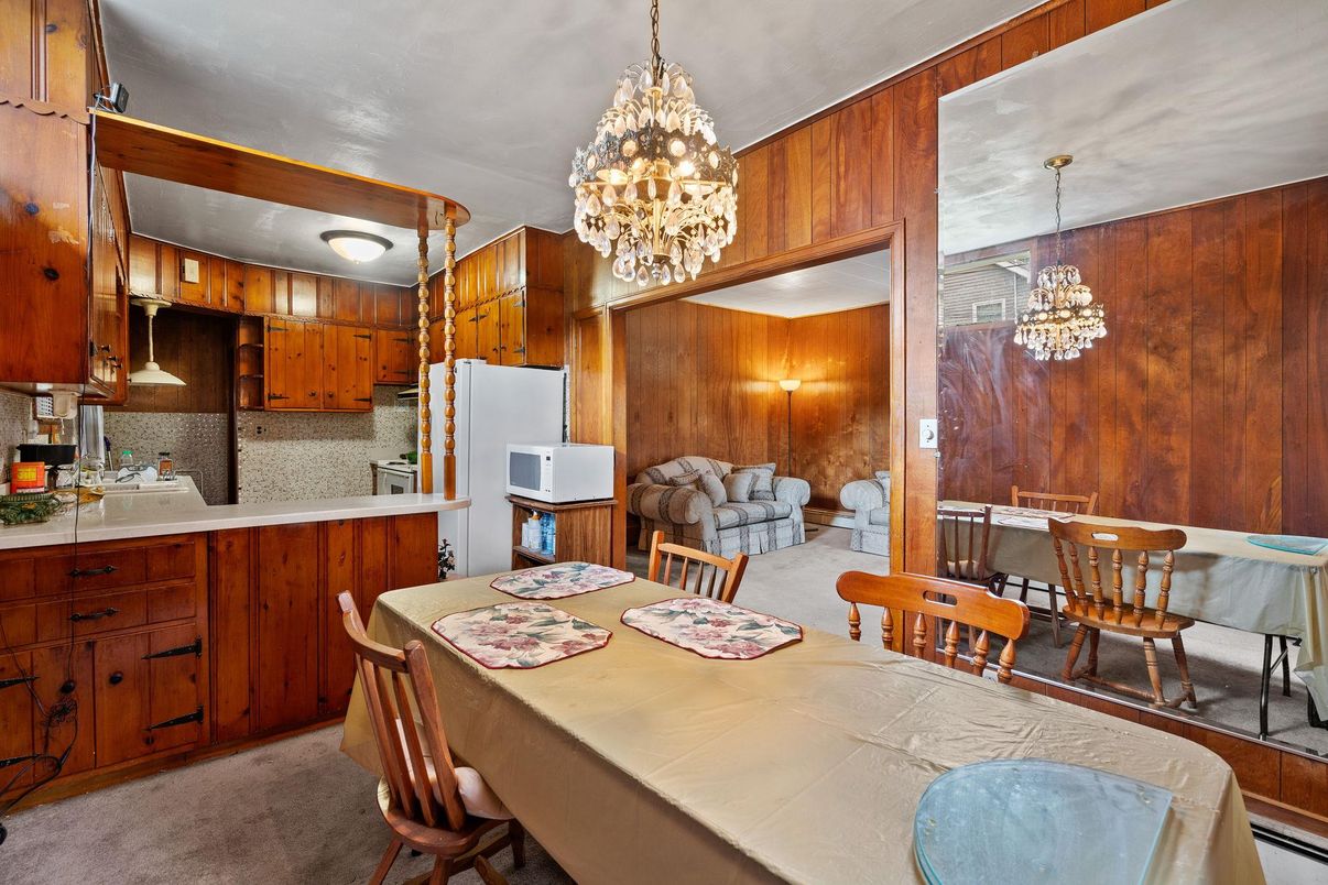 Chandelier, Dining room, Interior, Kitchen