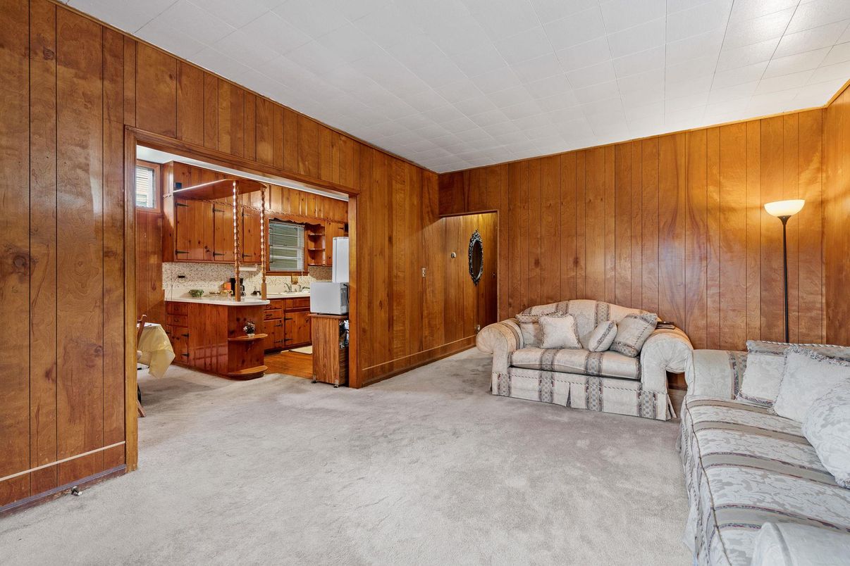 Interior, Wooden Walls