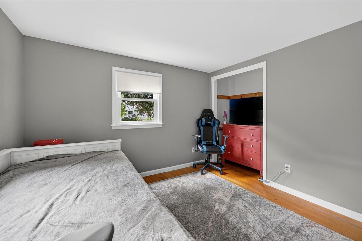 Bedroom, Home Office, Interior, Wood Texture Flooring