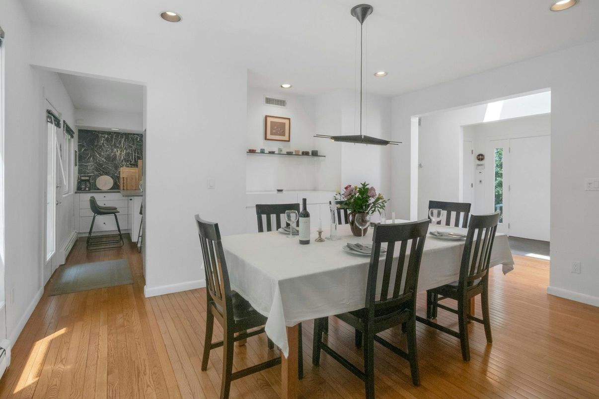 Dining room, Interior, Pendant Lights, Recessed Lighting, Wood Texture Flooring