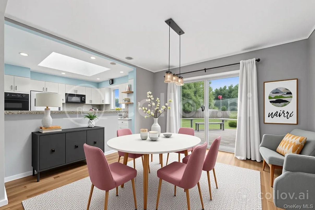 Dining room, Interior, Kitchen, Pendant Lights, Recessed Lighting, Stainless Steel Appliances, Wood Texture Flooring
