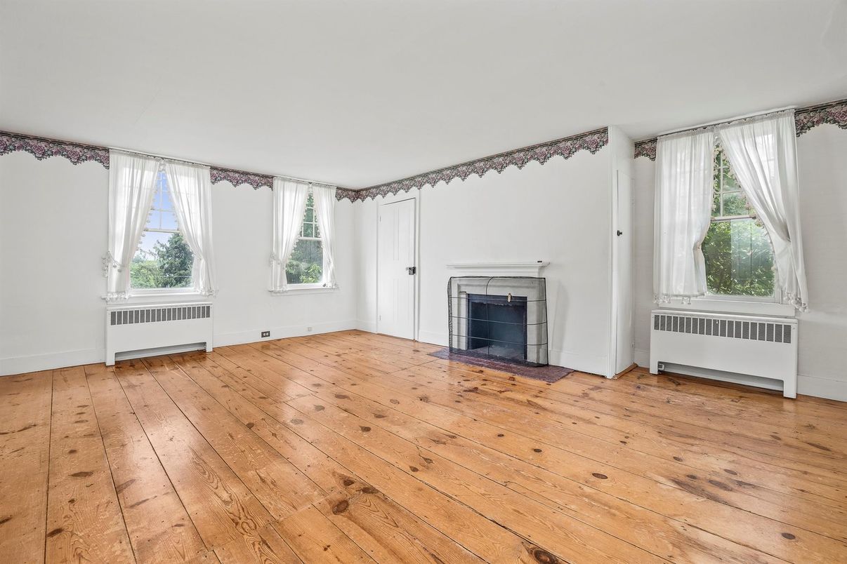 Empty room, Fireplace, Interior, Wood Texture Flooring