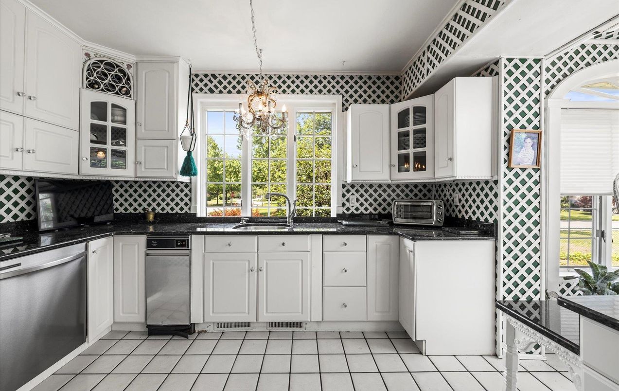 Chandelier, Interior, Kitchen, Pendant Lights