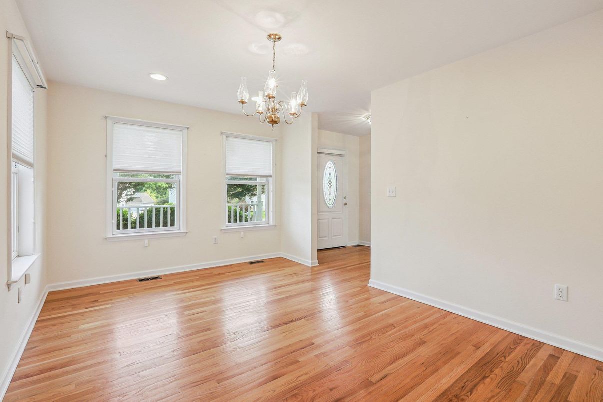 Chandelier, Empty room, Interior, Recessed Lighting, Wood Texture Flooring