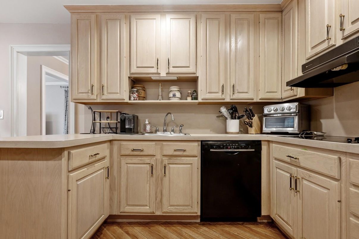 Interior, Kitchen, Wood Texture Flooring