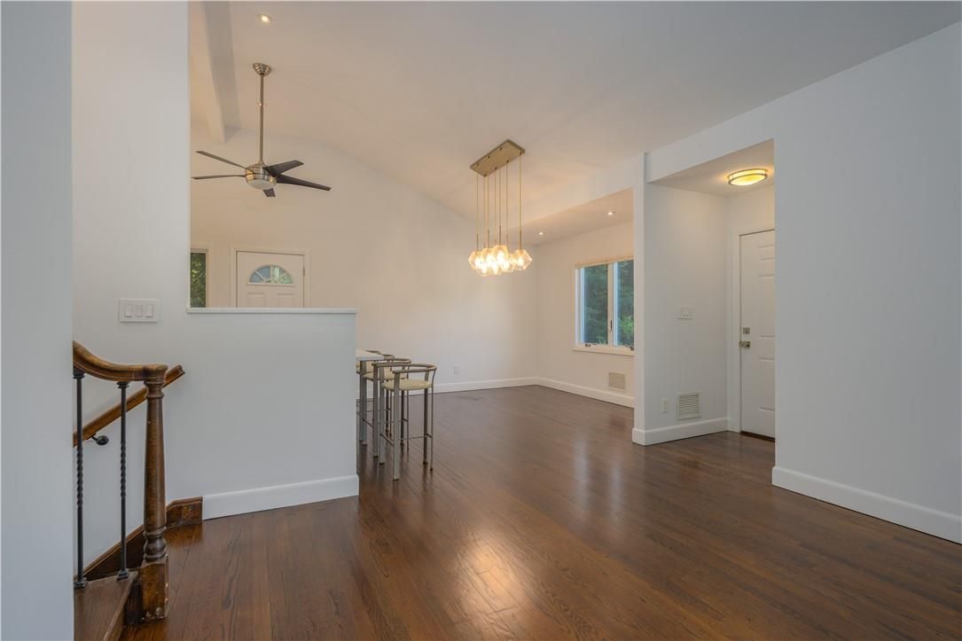 Interior, Pendant Lights, Recessed Lighting, Wood Texture Flooring