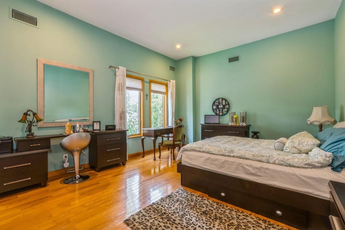Bedroom, Home Office, Interior, Recessed Lighting, Wood Texture Flooring