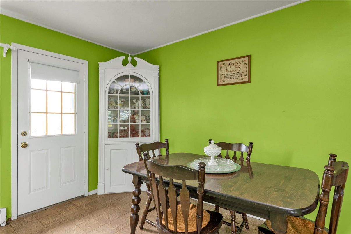 Dining room, Interior