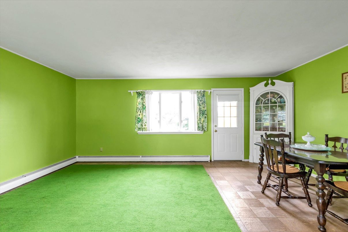 Dining room, Interior