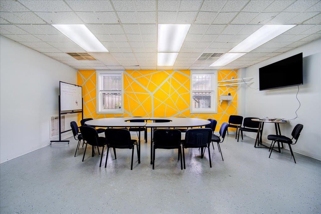 Dining room, Interior, Recessed Lighting