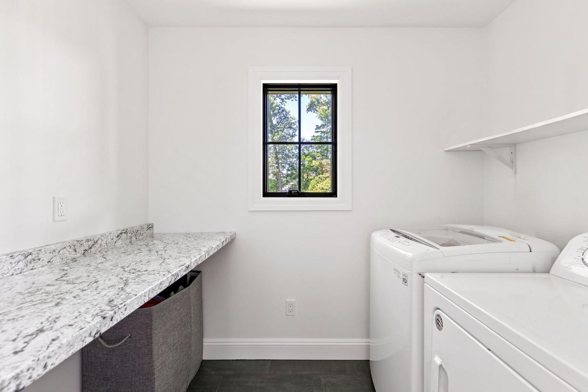 Interior, Washer, Wood Texture Flooring