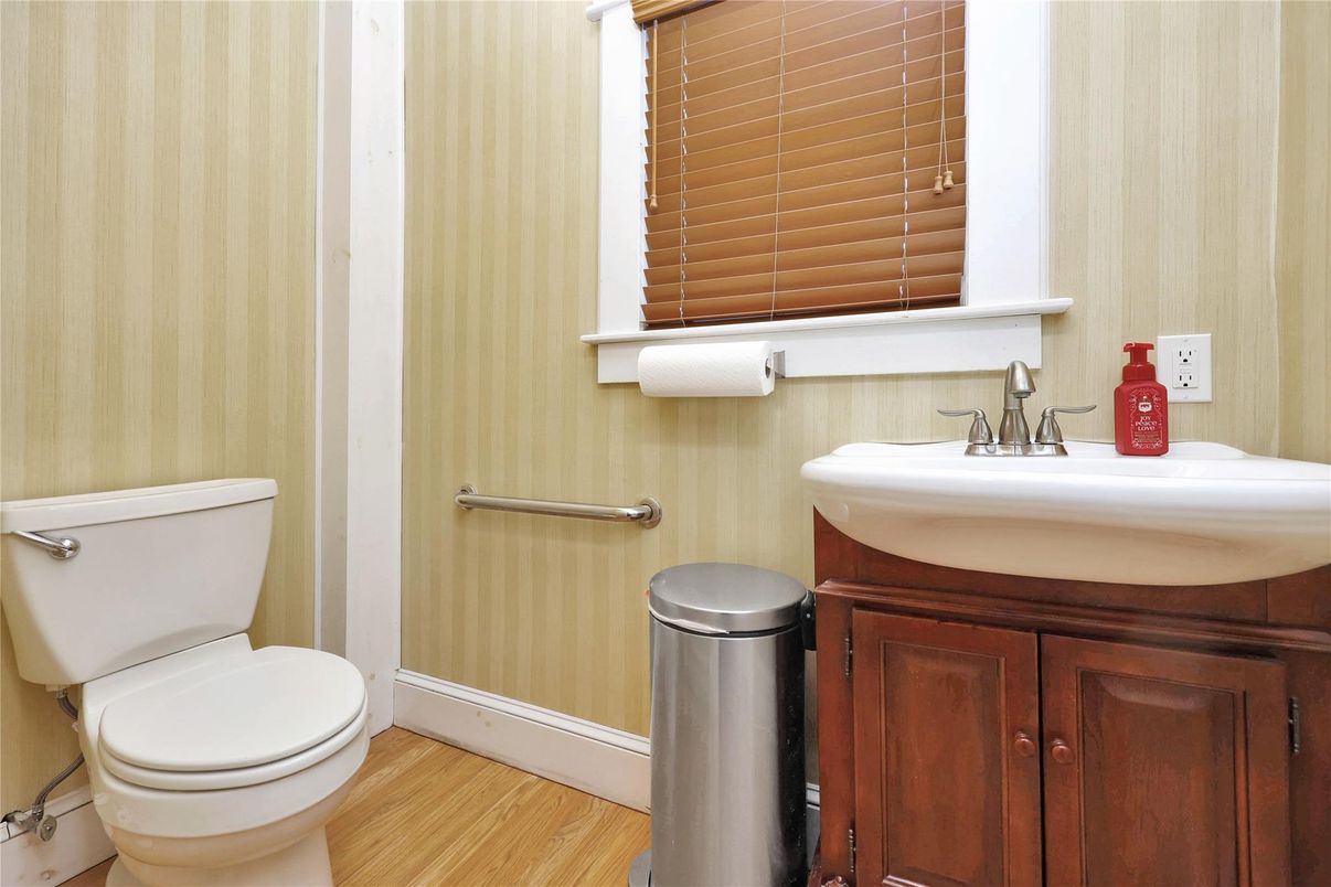 Bathroom, Interior, Wood Texture Flooring