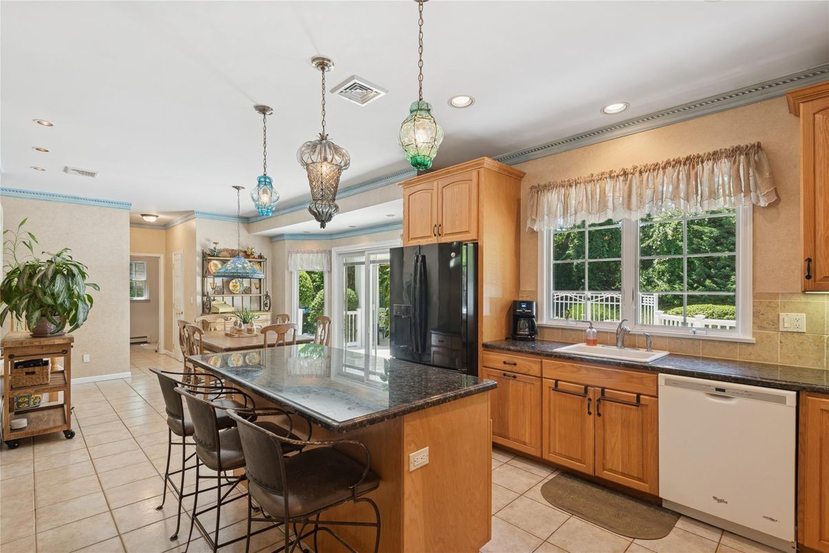 Dining room, Interior, Kitchen, Pendant Lights, Recessed Lighting