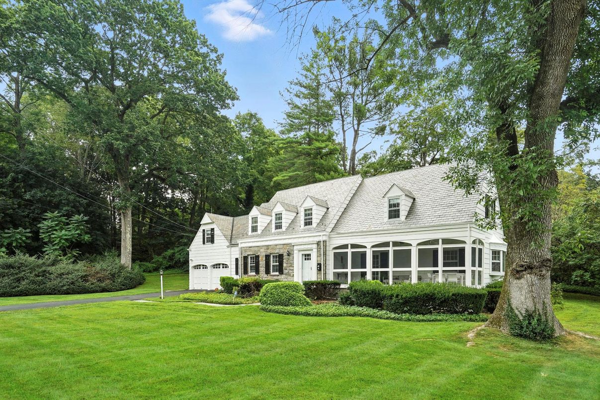 Attached, Backyard, Exterior, Facade, Cape Cod