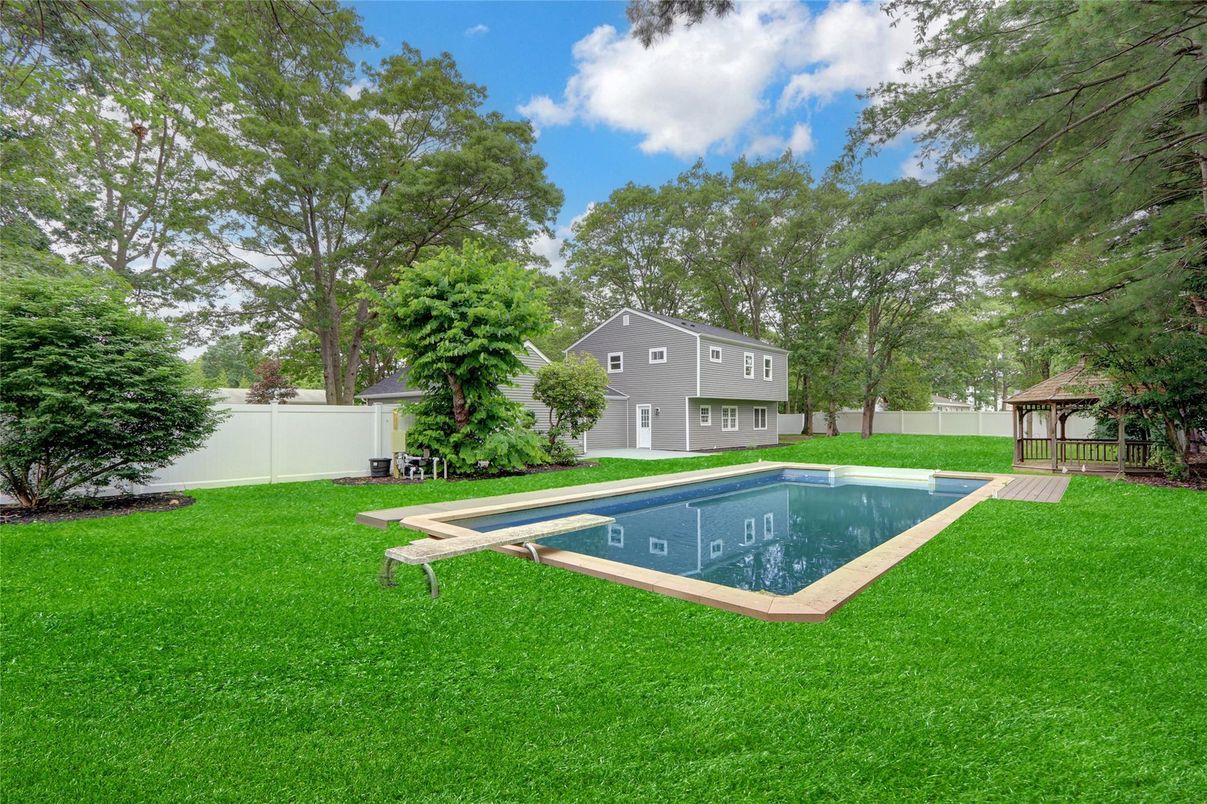 Backyard, Exterior, Pool