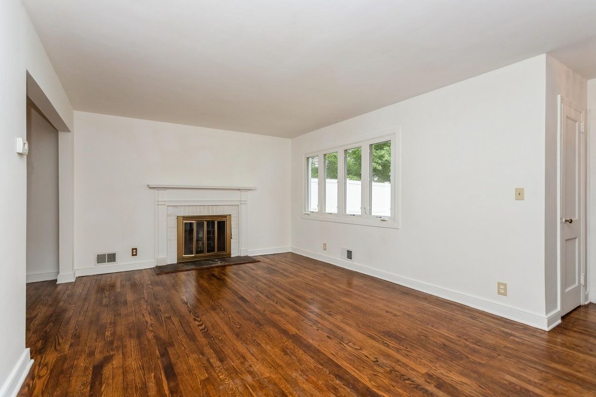 Empty room, Fireplace, Interior, Wood Texture Flooring
