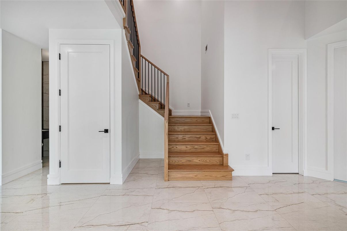 Interior, Marble