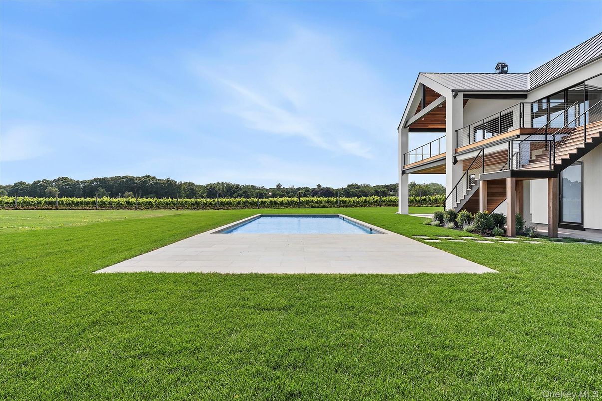Backyard, Exterior, Pool