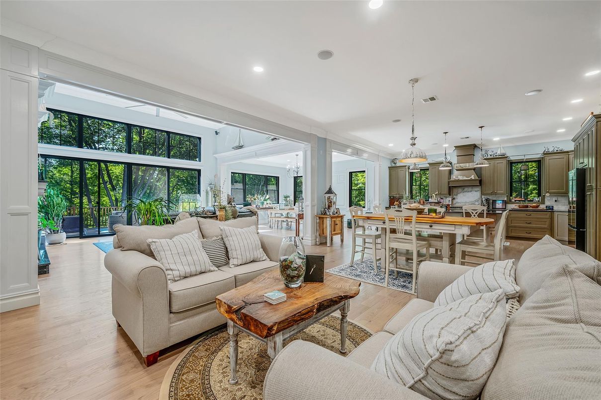 Dining room, Interior, Kitchen, Living room, Pendant Lights, Recessed Lighting, Wood Texture Flooring