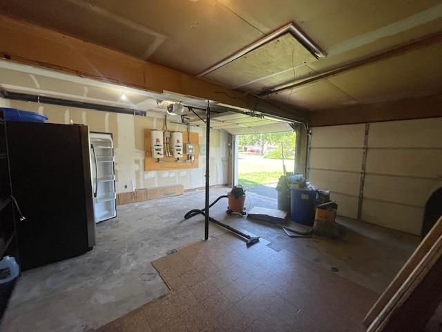 Fitness Equipment, Garage, Interior
