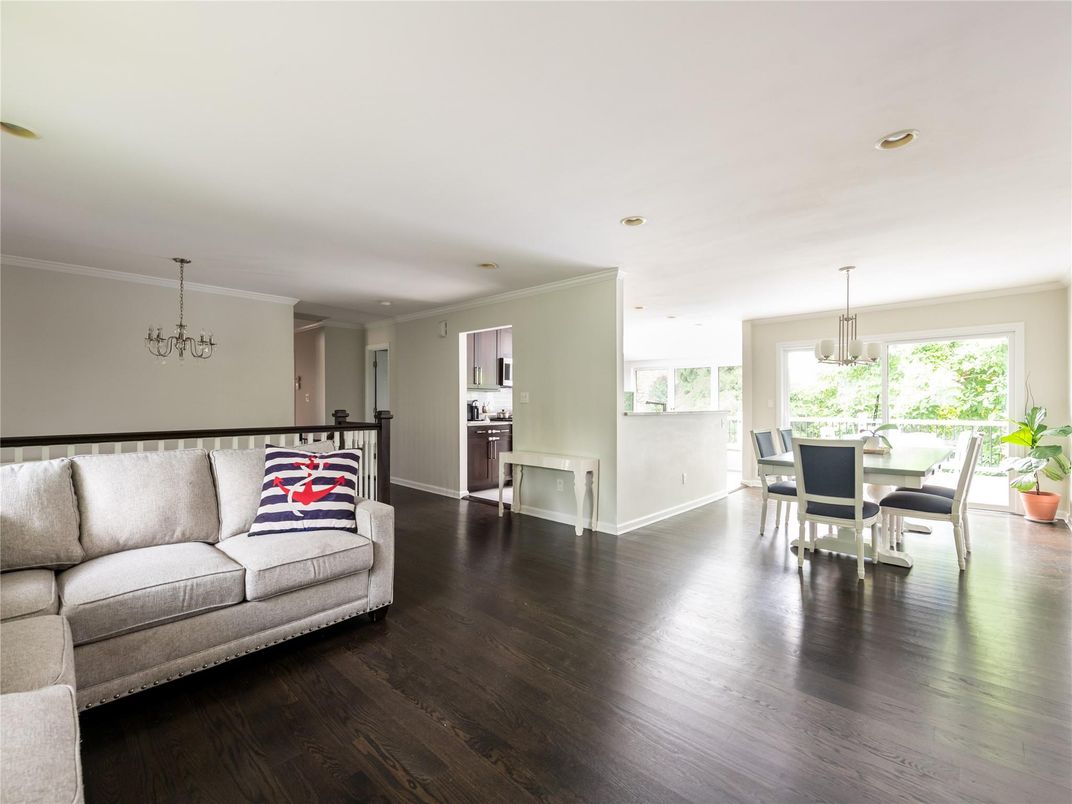 Dining room, Interior, Kitchen, Pendant Lights, Recessed Lighting, Wood Texture Flooring