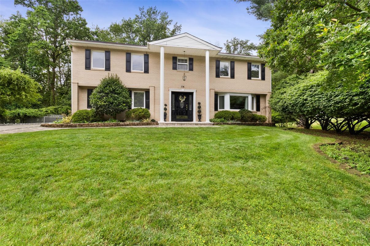 Backyard, Exterior, Facade, Georgian