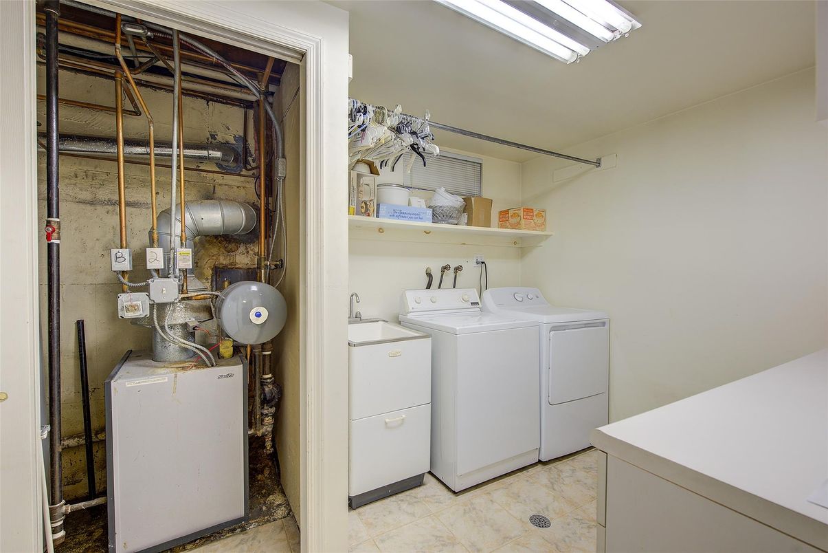 Interior, Washer