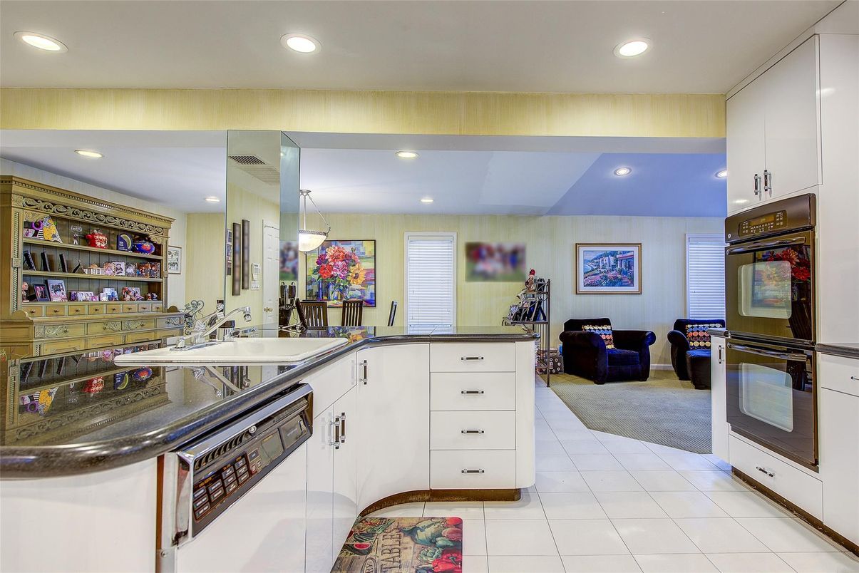 Interior, Kitchen, Pendant Lights, Recessed Lighting