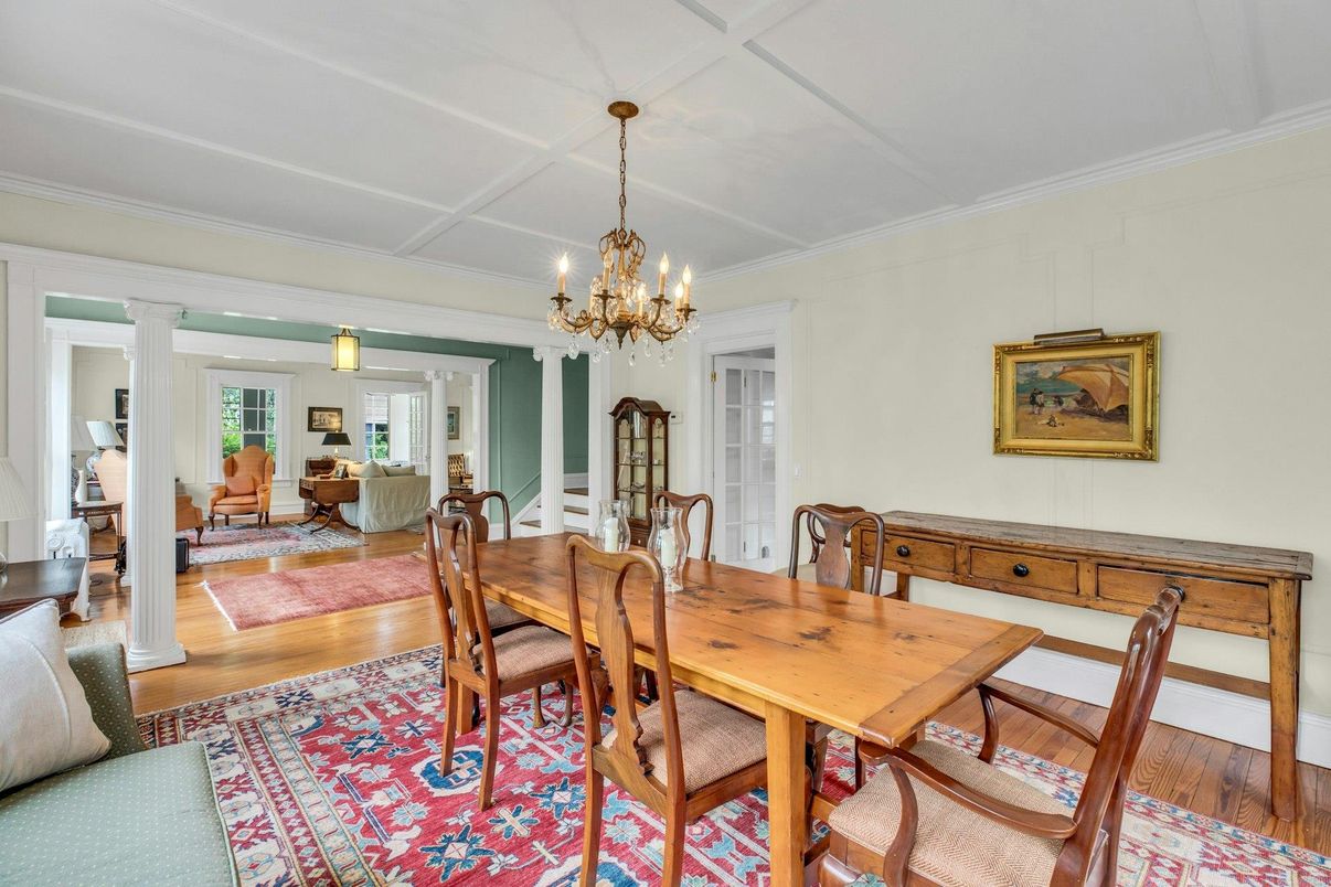 Chandelier, Dining room, Interior, Living room, Wood Texture Flooring