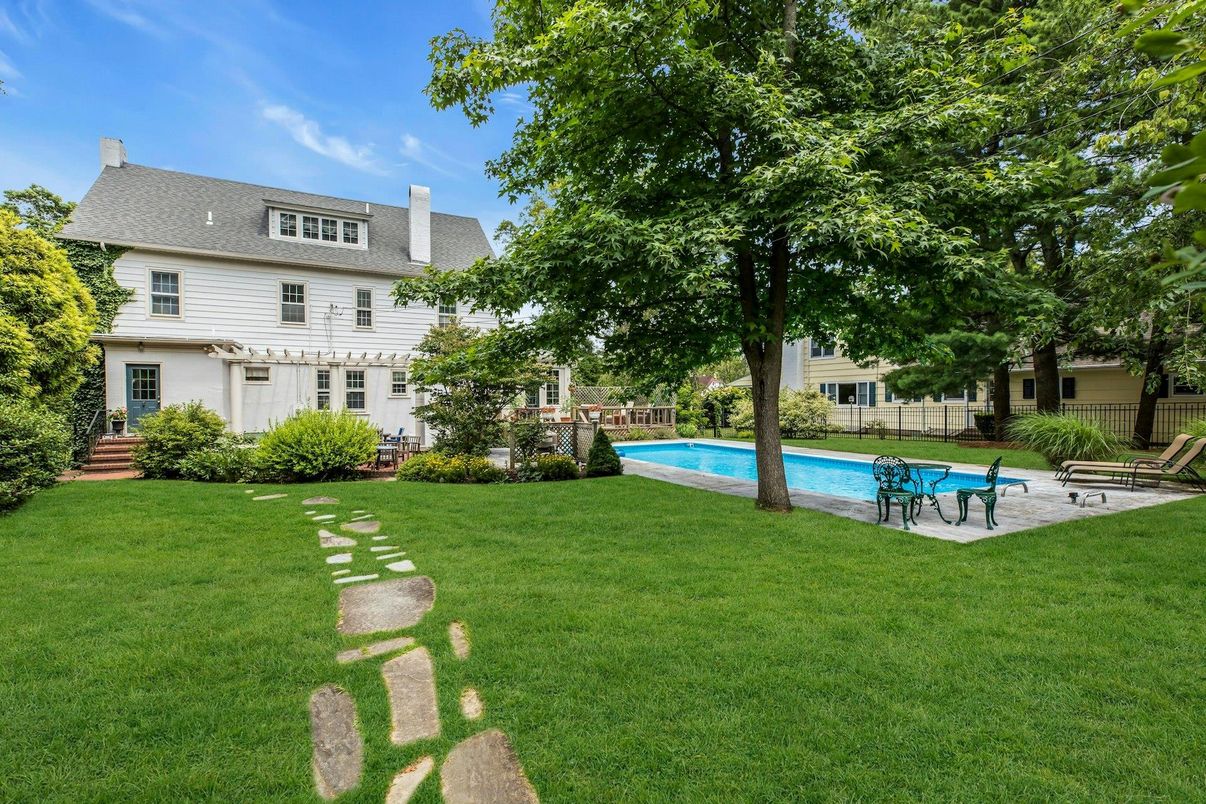 Backyard, Exterior, Pool