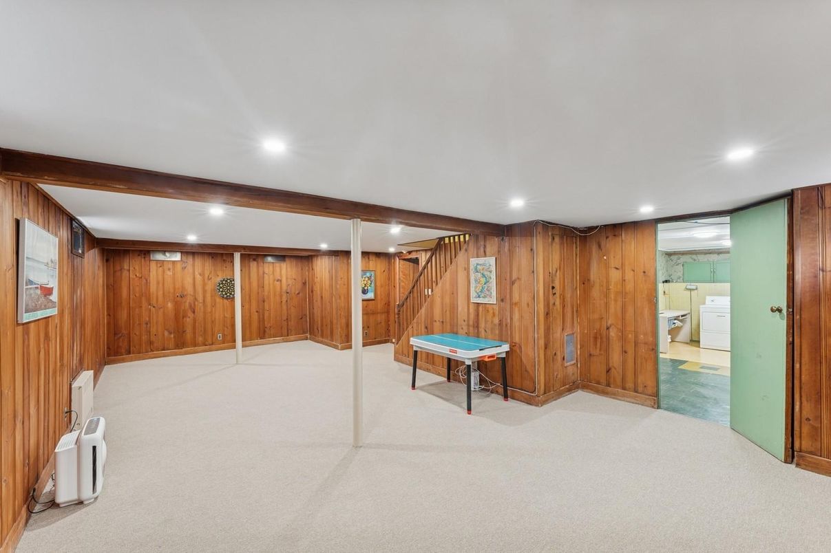 Interior, Recessed Lighting, Wooden Walls