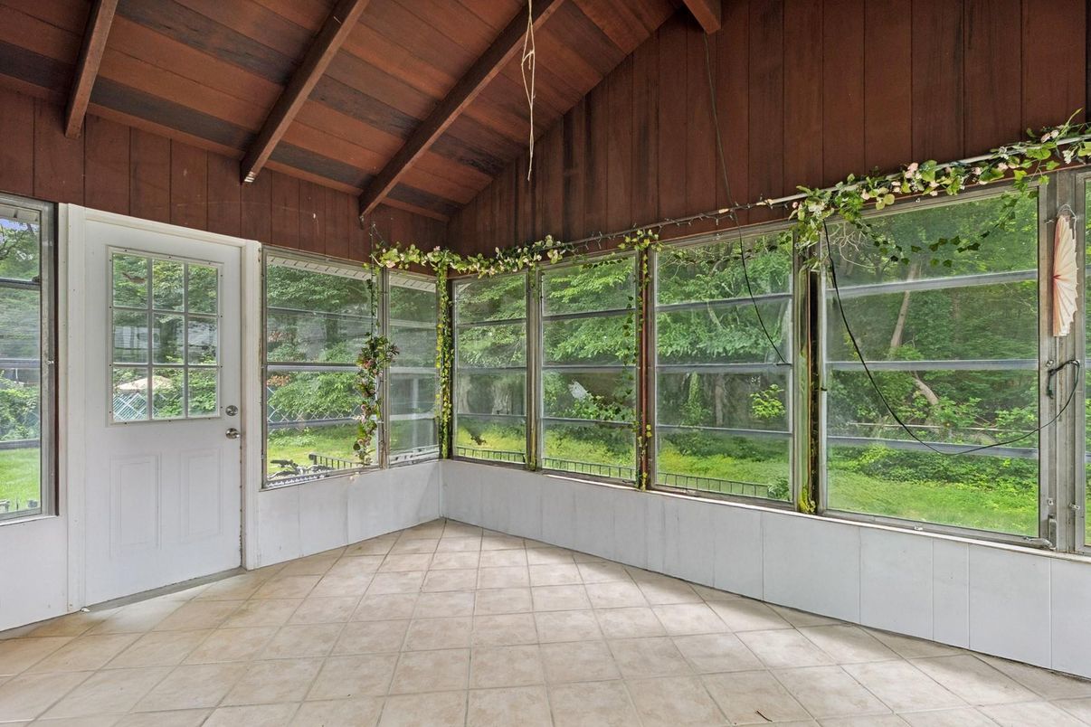 Interior, Sun Room, Wooden Beams, Wooden Ceilings