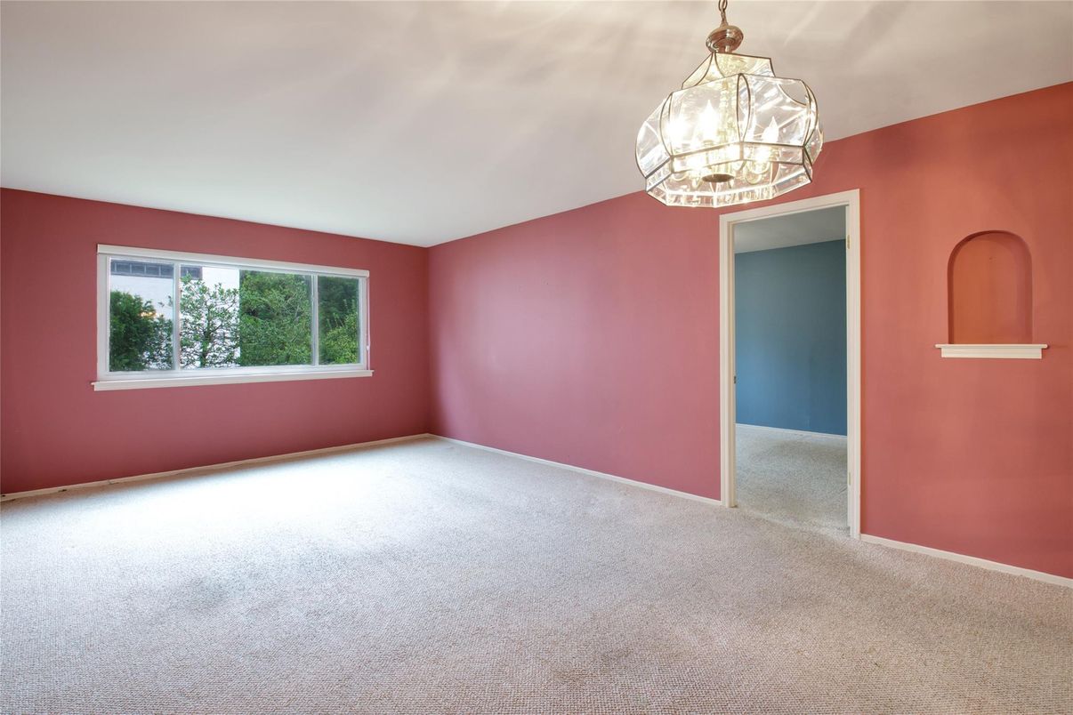 Empty room, Interior, Pendant Lights