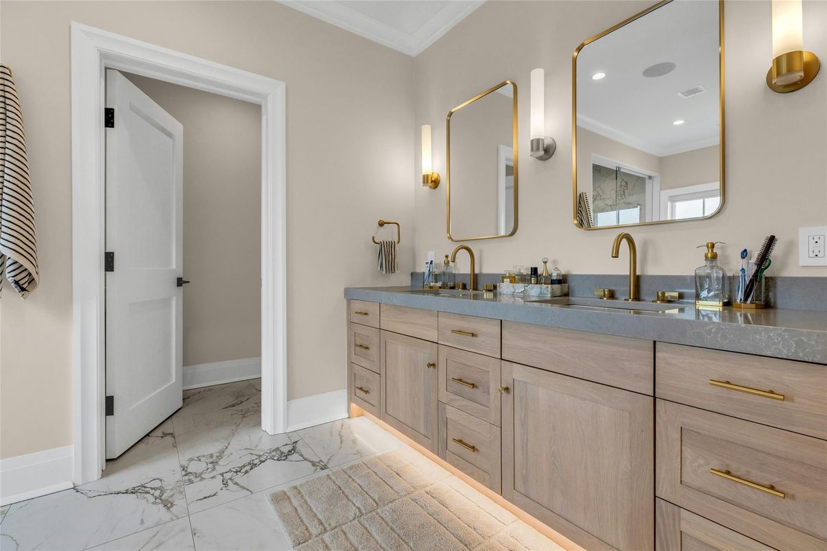 Bathroom, Dual Sink Vanities, Interior, Marble, Recessed Lighting