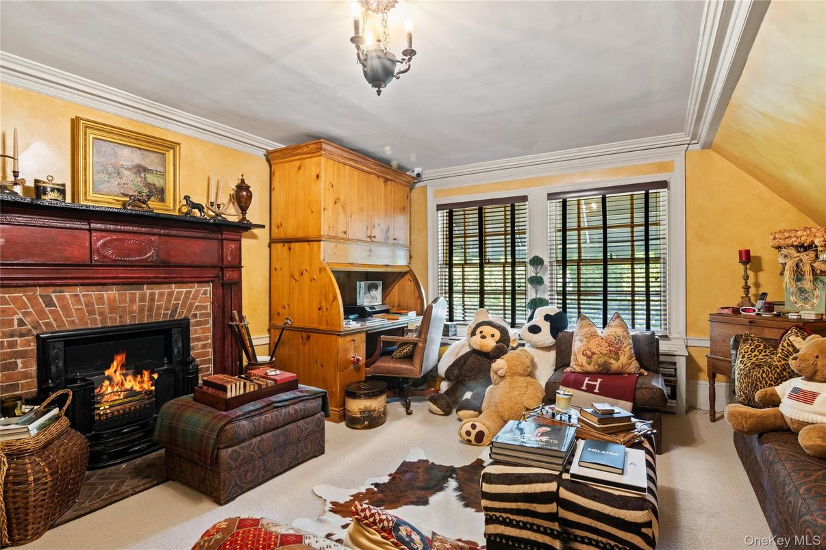Fireplace, Interior, Living room