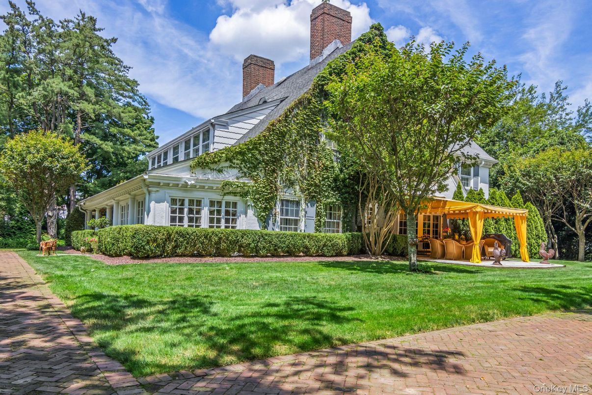 Backyard, Exterior, Facade, Georgian